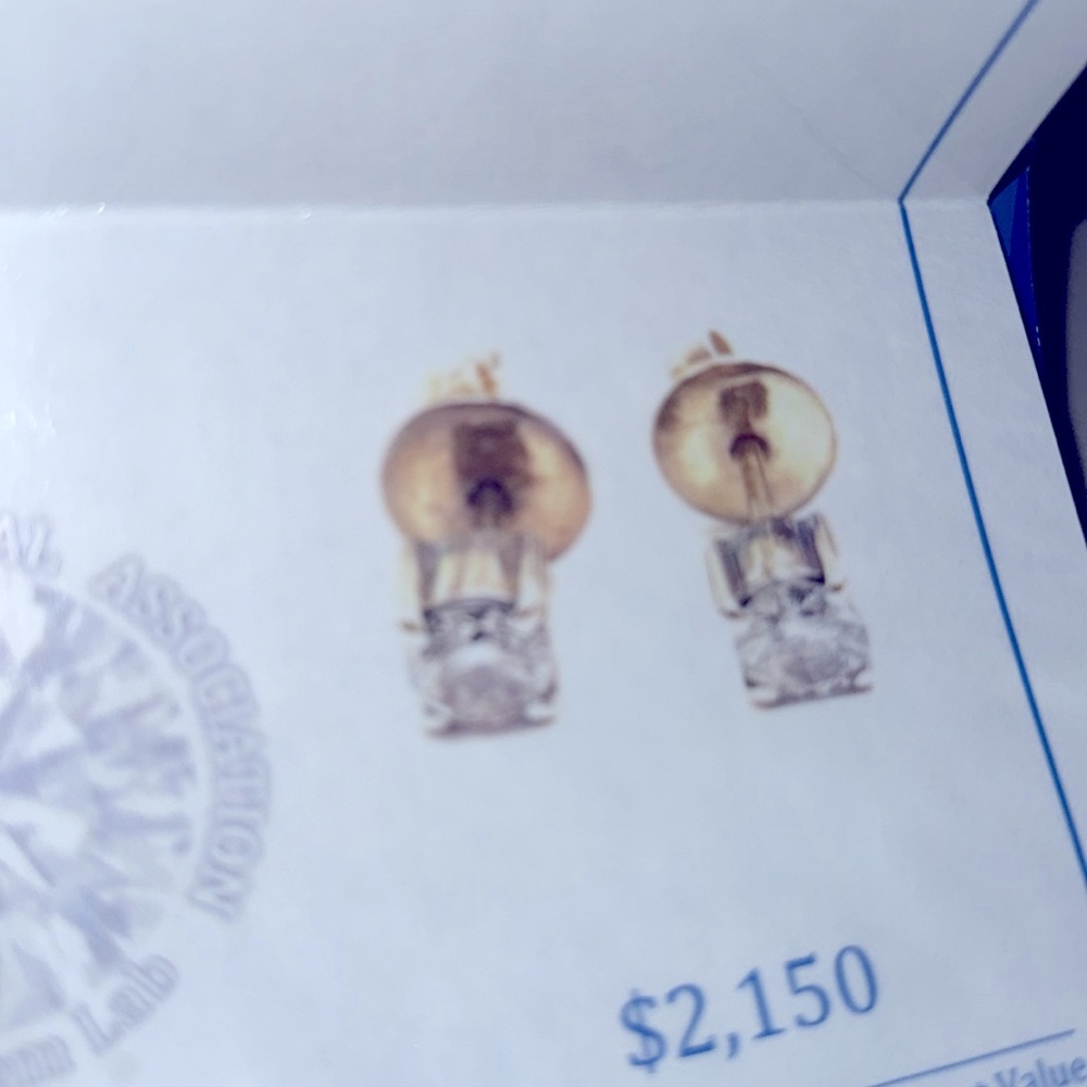 $2150 DIAMOND 💎 VS G CERTIFIED ROUND SOLITAIRE EARRINGS Solitaire Studs - Picture 3 of 6